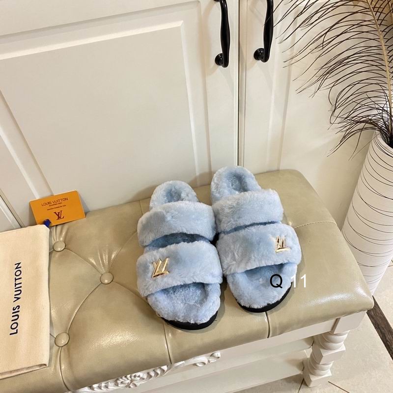 LV Women's Slippers 53